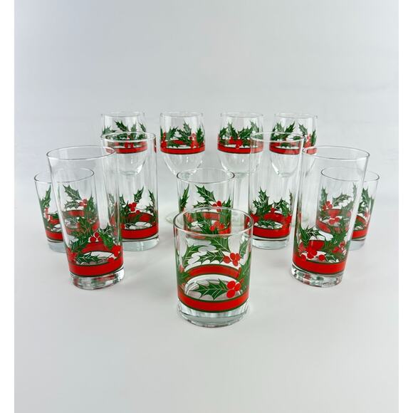 Libbey Holly Berry Glasses Set of 12, Vintage Christmas Wine, Lowball, Tumbler - Picture 1 of 16